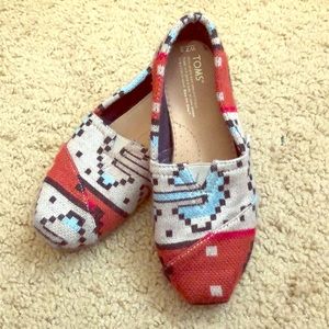 Women’s TOMS Multi-Colored Tribal Print